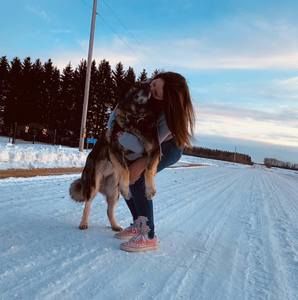 Meet your Posher, Justina